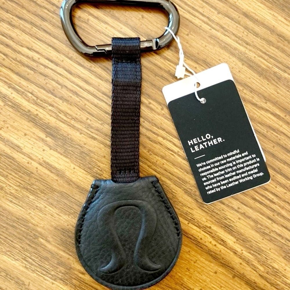 Lululemon Black Leather Key Chain - Durable Hook, Dual Ended, Retractable NEW